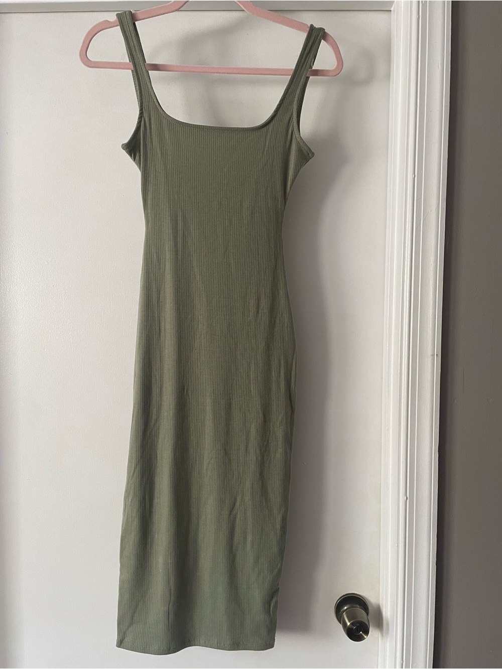 Heart and Hips Sculpting Bodycon Midi Ribbed Tank Dress - Size Medium